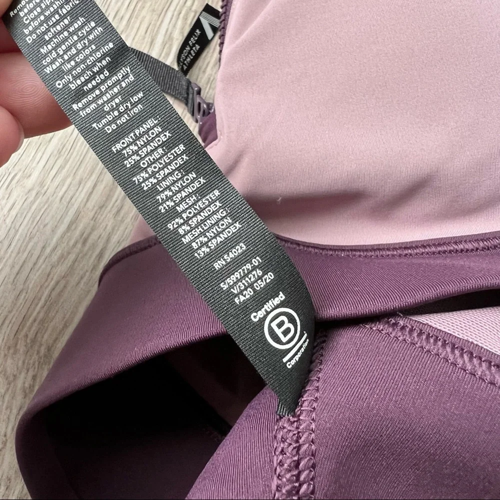NEW Athleta A-C Allyson Felix Legend Zip Front Bra medium purple - Picture 10 of 10